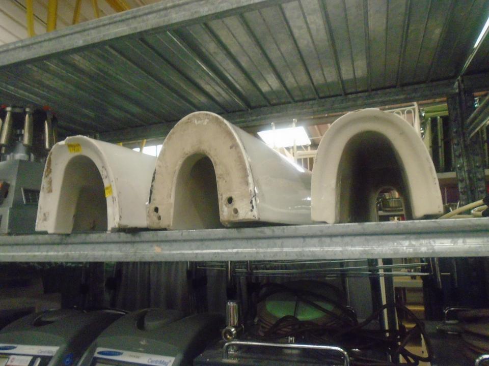 Sink on Pedestal FILM MEDICAL