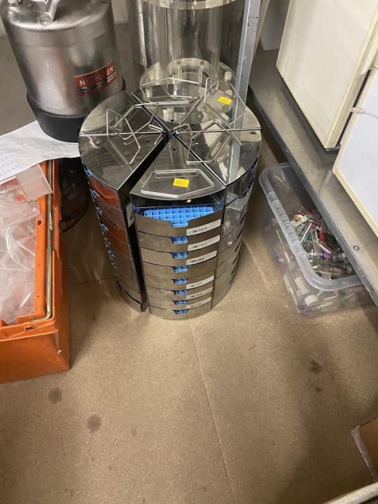 Sample Rack in Six Segments | FILM MEDICAL
