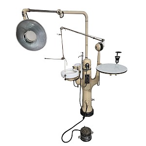 Period Cream Dental Spitoon With Over Head Light