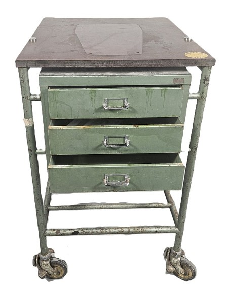 Period Crash Cart 
