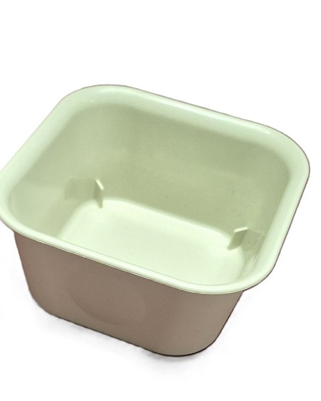 Small Plastic Container cream