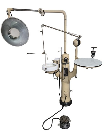 Period Cream Dental Spitoon With Over Head Light