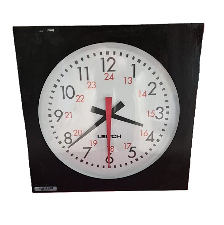 Large format Analogue clocks