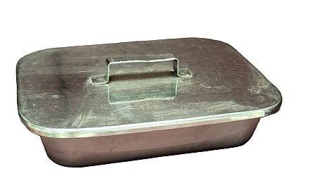 Medium Metal Tray WIth Lid