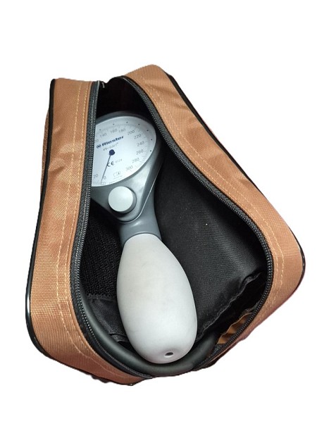 Blood Pressure Hand Held Pump in Pouch