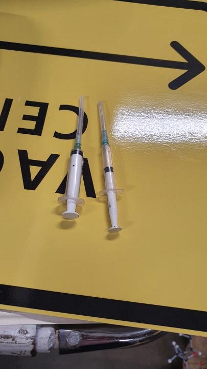 Retractable syringe plastic