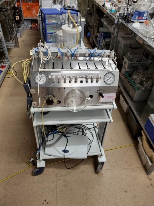 Lab Machine with Valves + trolley 