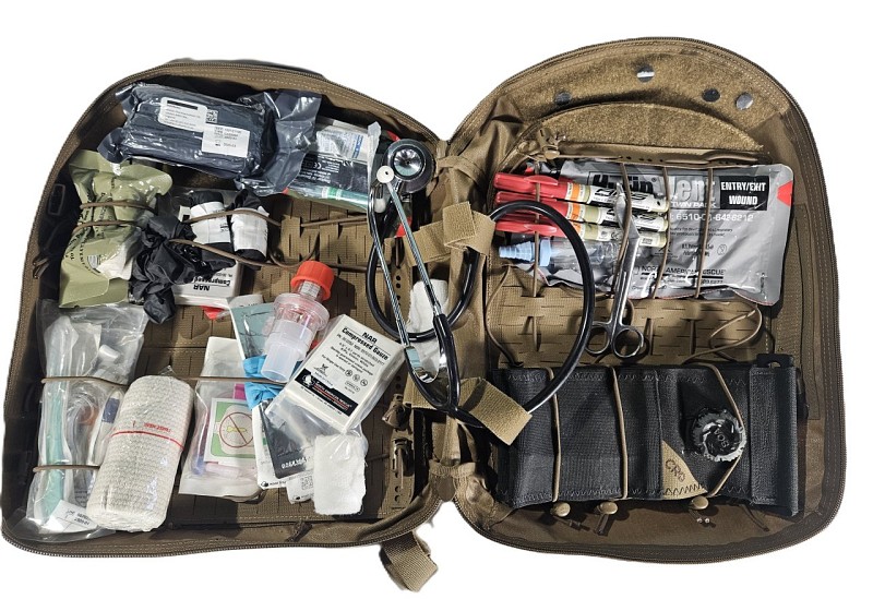 Waterproof Tactical Medical Backpack With x2 Tourniquets Black + Stethoscope + Bandages Soft Dressing 