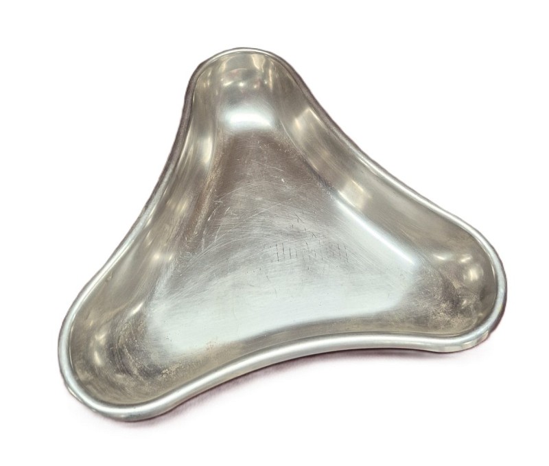 3 Corner Kidney Dish