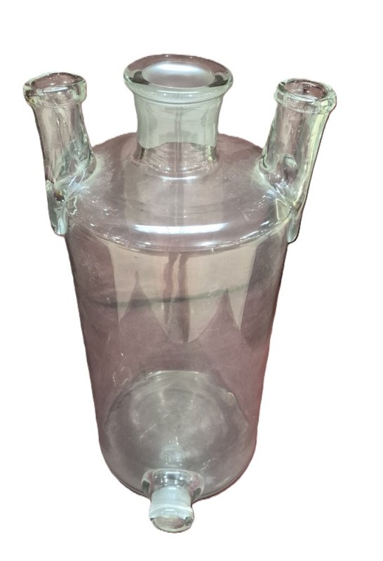 Large 4 Outlet Chemistry Glass 
