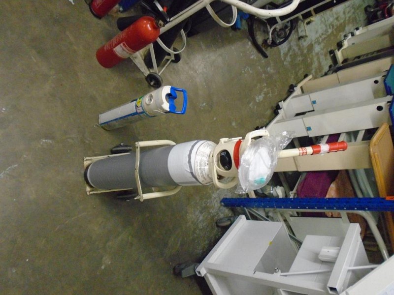 oxygen tank and trolley