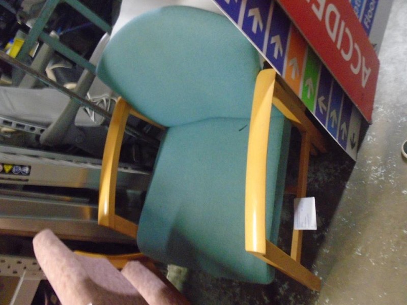 Green visitor chair