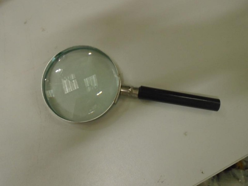 Handheld Magnifier