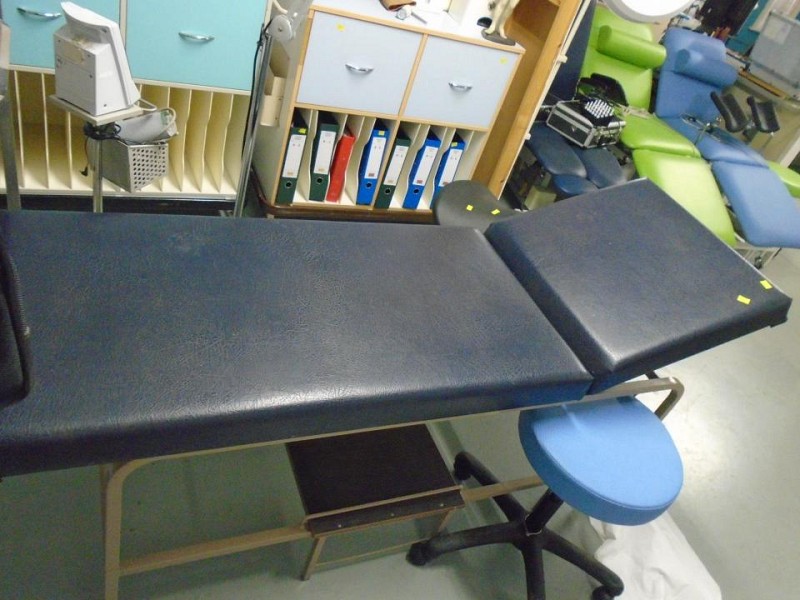 Examination Couch (Dark Blue)