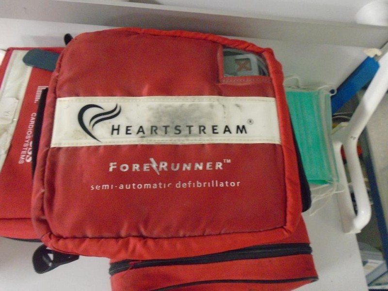 Defibrillator