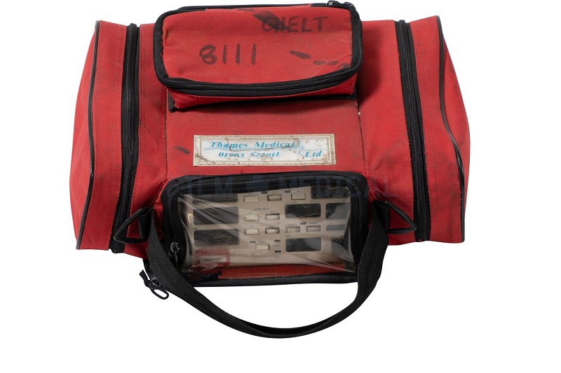 Cased Defibrillator With Paddles