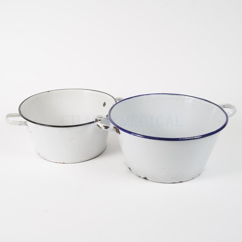 Enamel Bowl With handles 