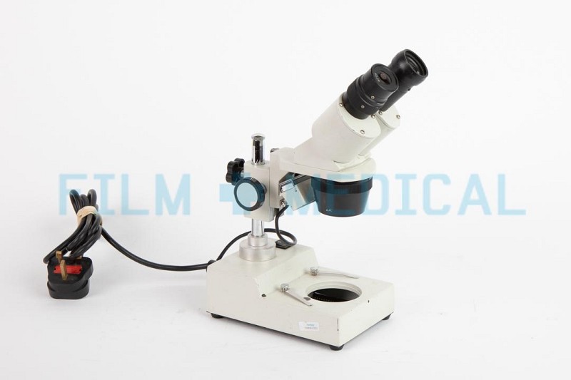 Microscope