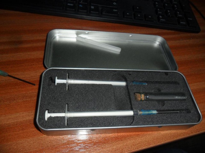 retractable syringe cased