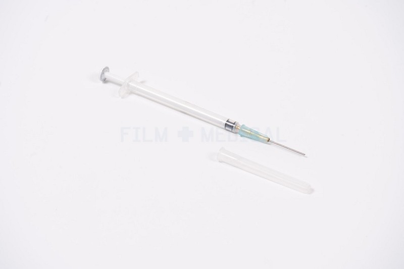 Cased Retractable Syringe 