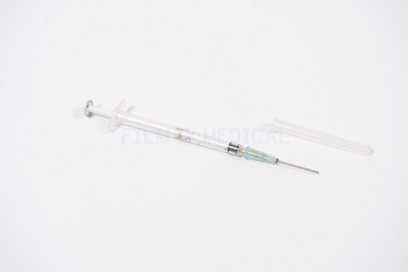 Cased Retractable Syringe 