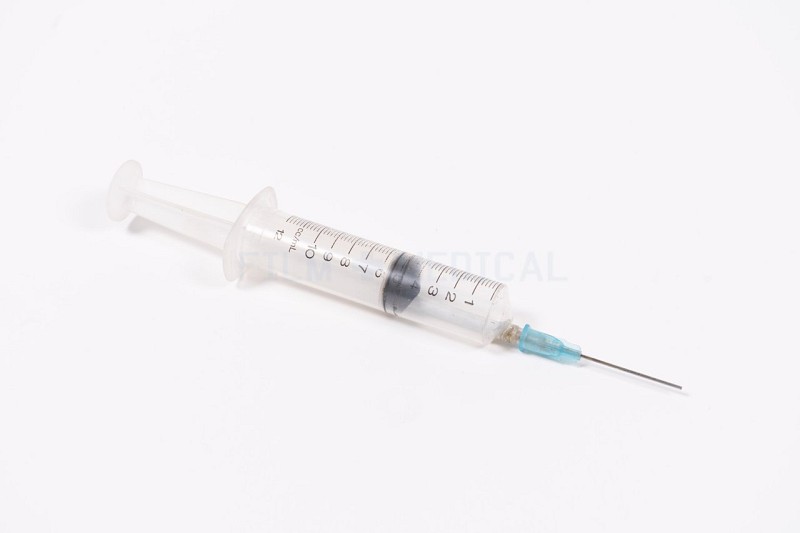 Retractable Syringe 