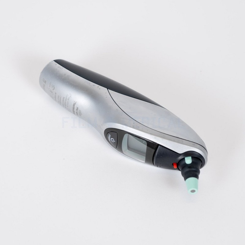 Ear thermometer 