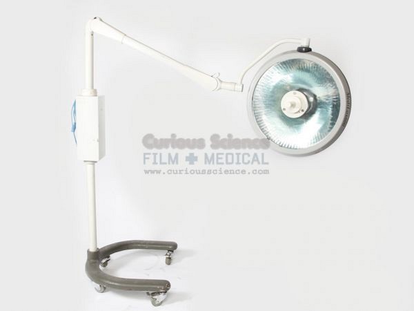 Operating Light on stand 