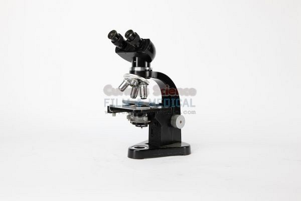 Microscope